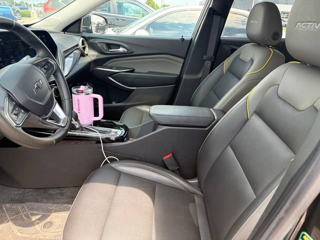 Used 2024 Chevrolet Trax ACTIV w/ Sunroof Package FWD image 10