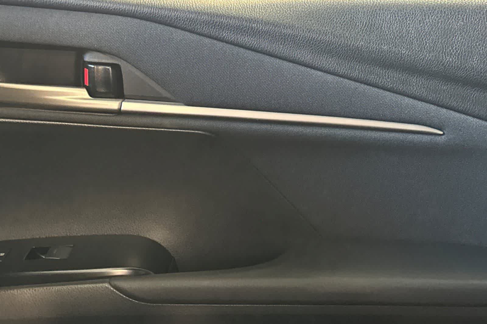 Used 2025 Toyota Camry LE FWD image 19