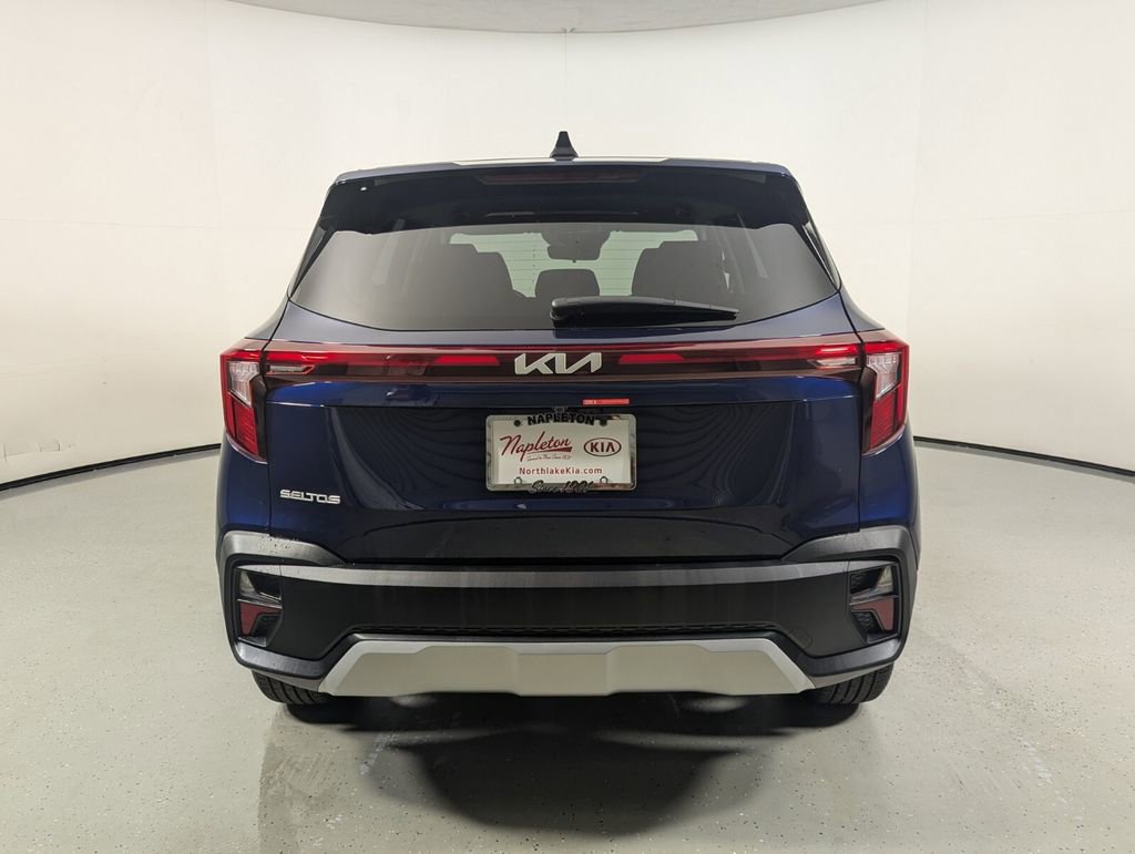 Used 2026 Kia Seltos LX FWD image 6