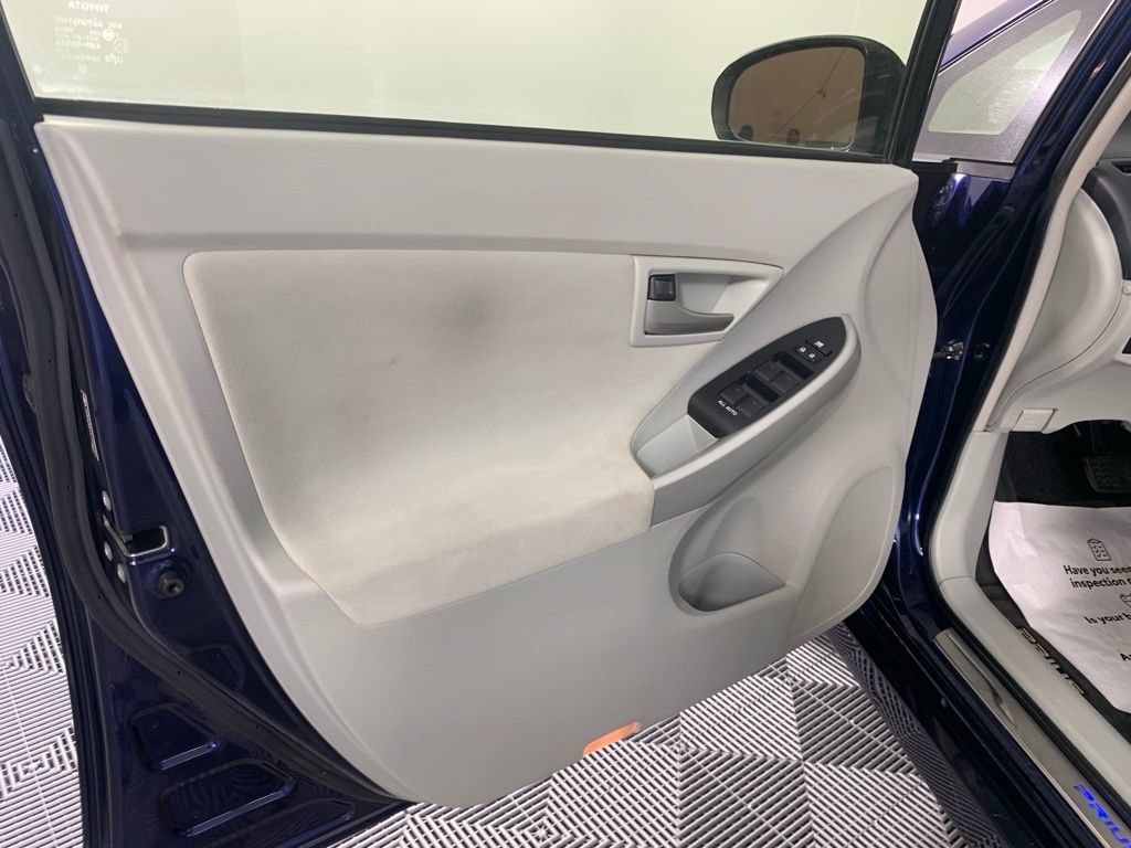 Used 2012 Toyota Prius Two FWD image 21