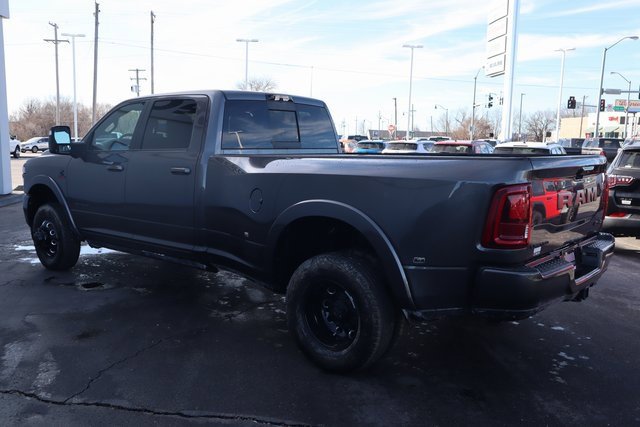 New 2025 RAM 3500 Limited image 21