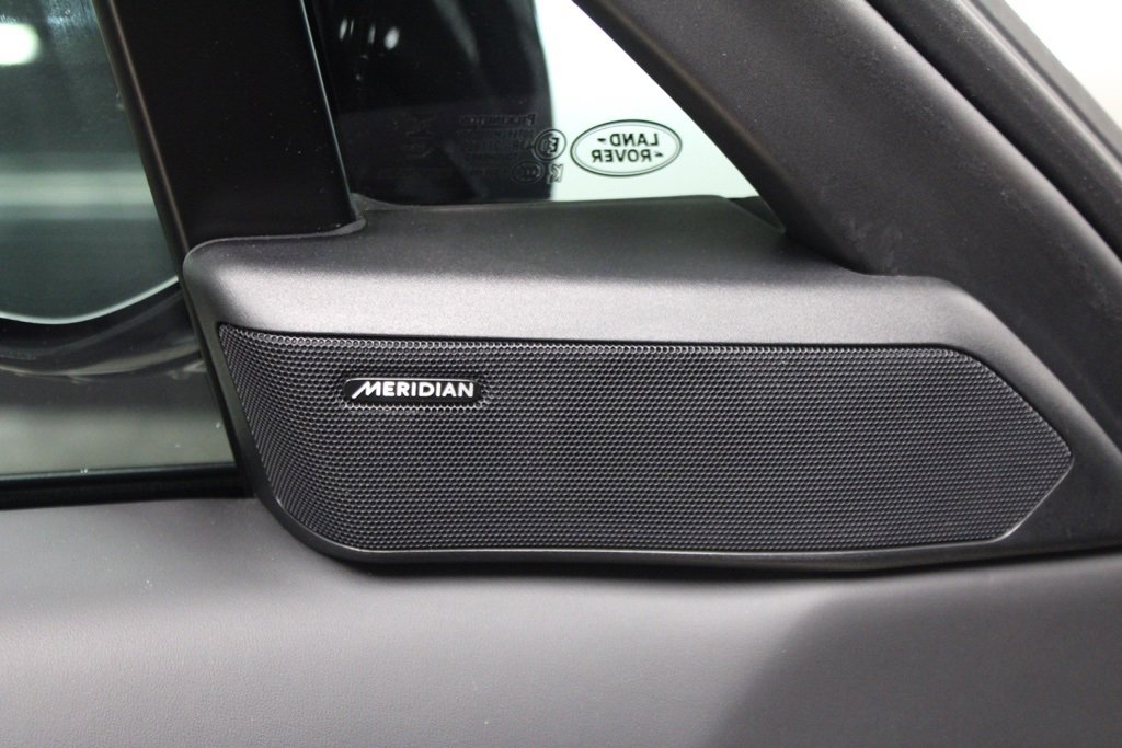 Used 2025 Land Rover Range Rover Sport Dynamic SE image 18