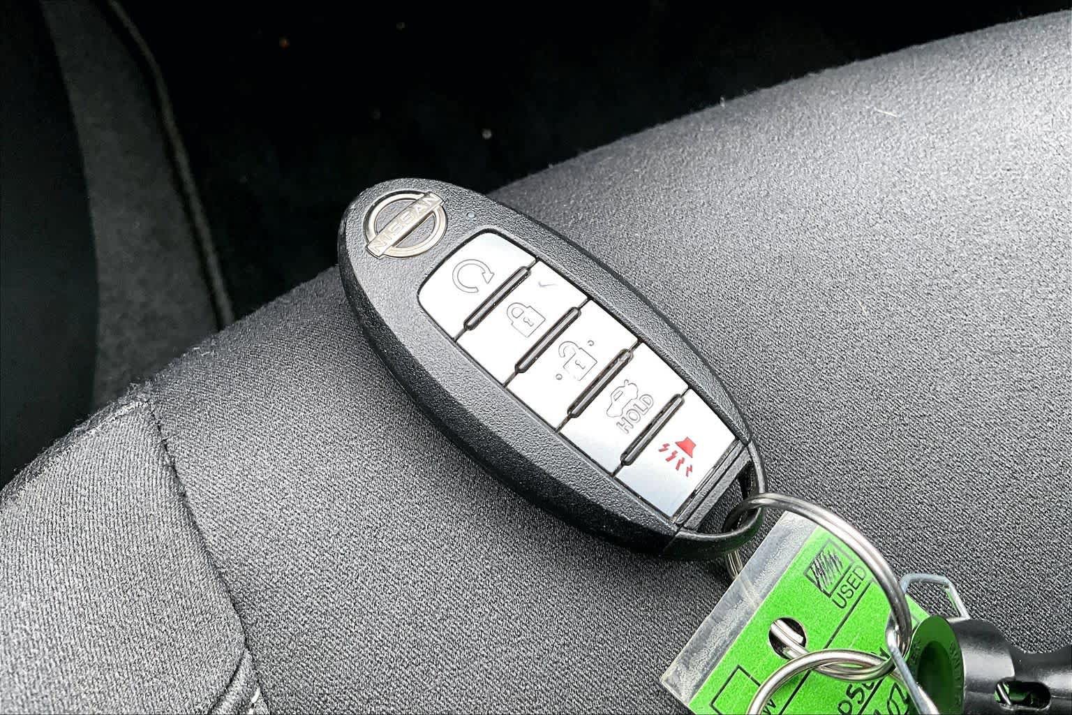 Used 2025 Nissan Altima 2.5 SV FWD image 15