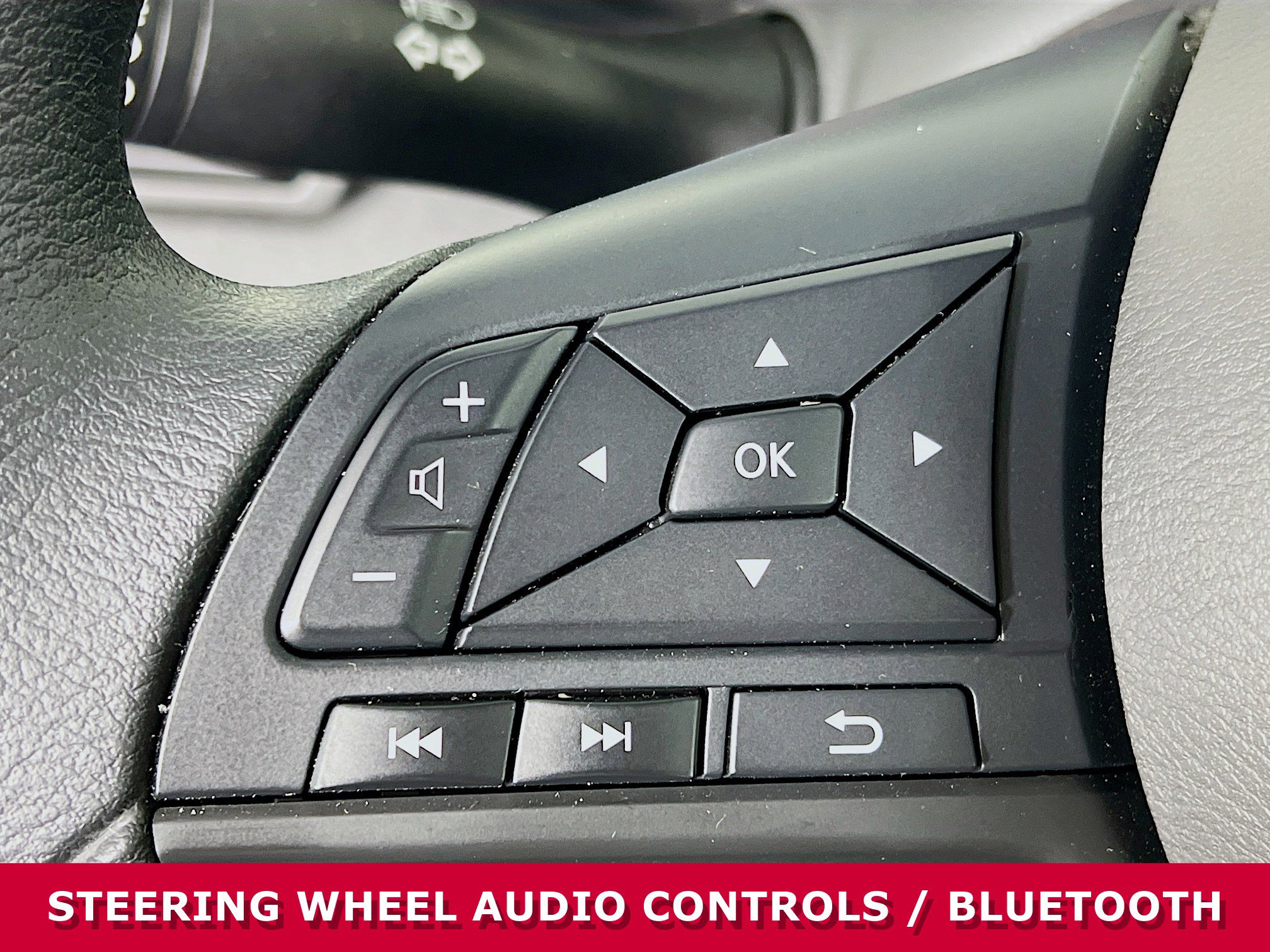 Used 2025 Nissan Altima 2.5 S image 14