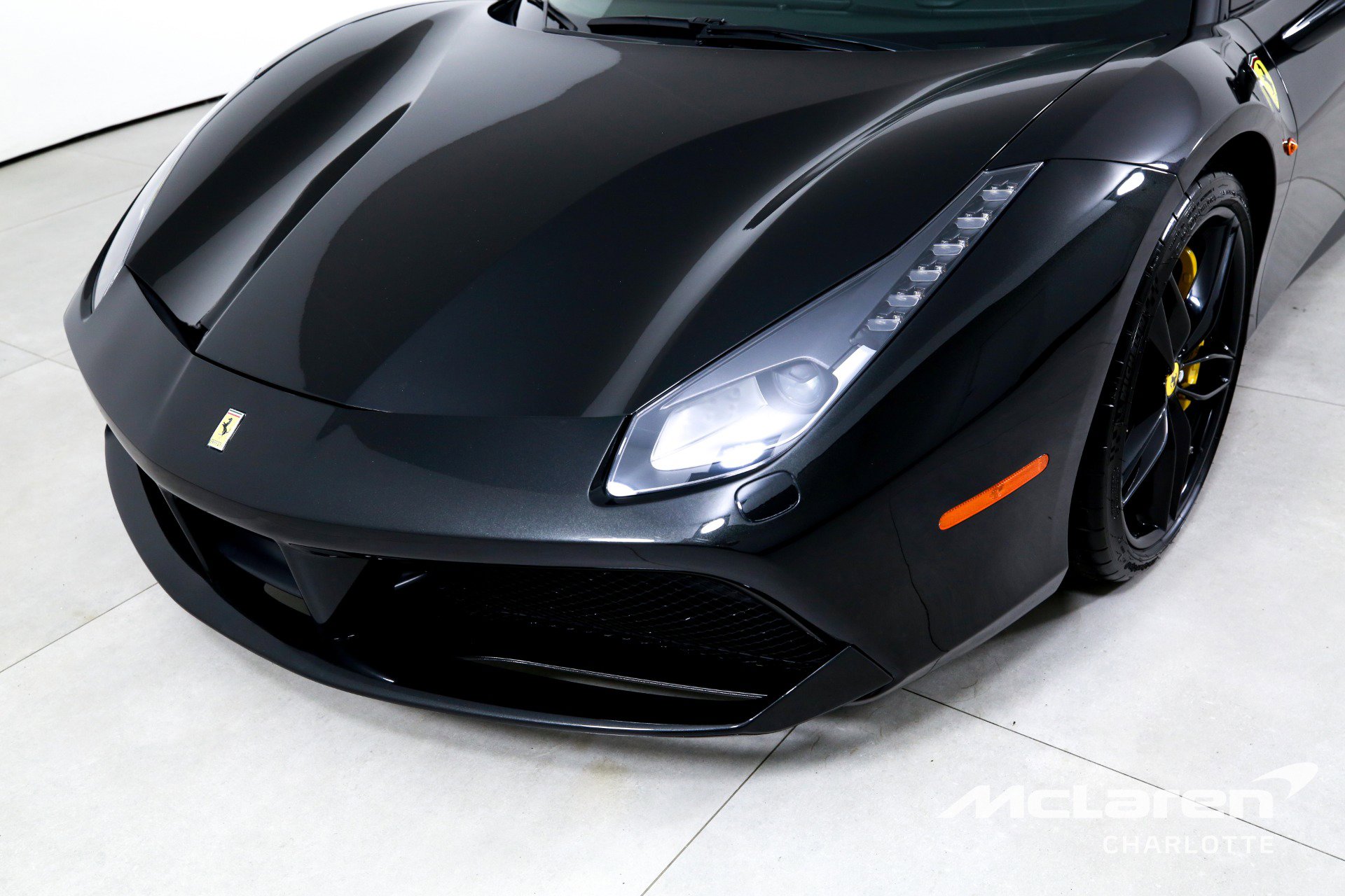 Used 2018 Ferrari 488 GTB RWD image 29