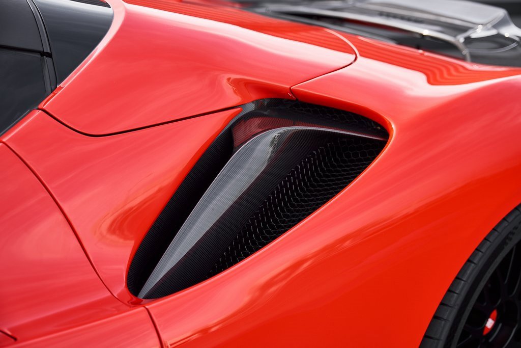 Used 2022 Ferrari SF90 Spider image 13