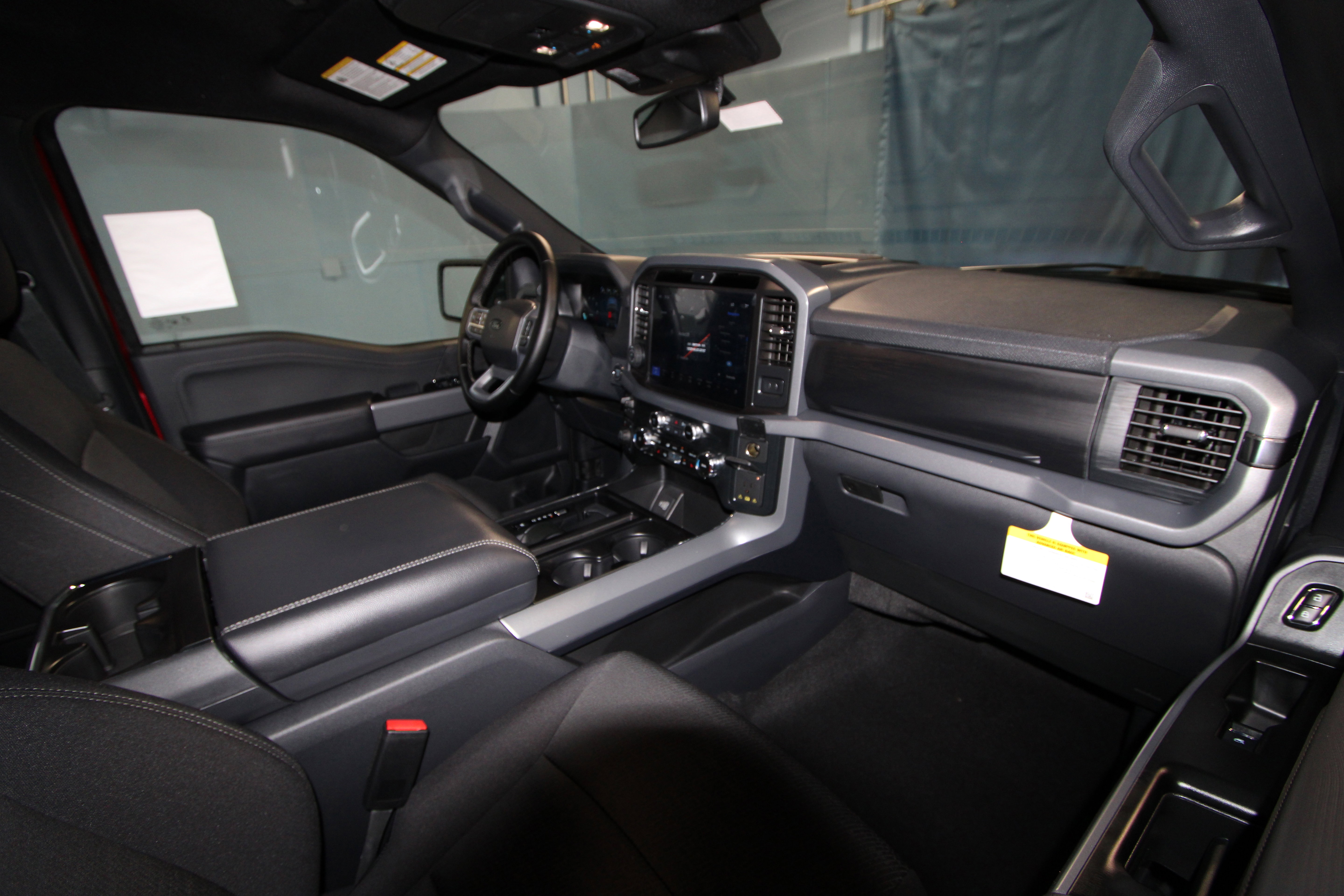 New 2025 Ford F150 XLT w/ Equipment Group 302A MID image 20