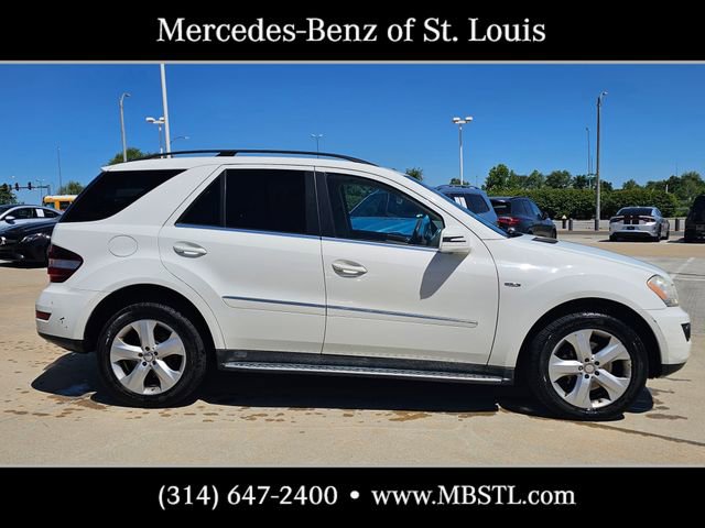 Used 2011 Mercedes-Benz ML 350 BlueTEC 4MATIC image 2