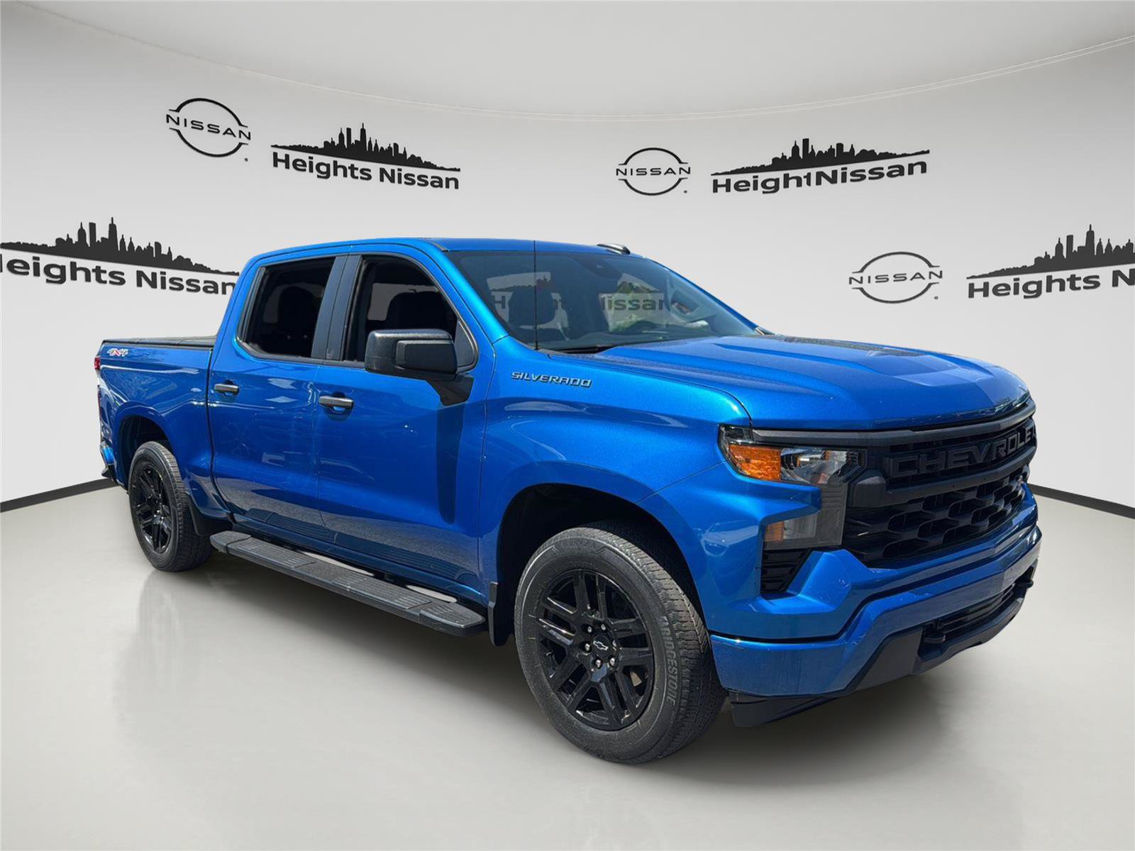 Used 2023 Chevrolet Silverado 1500 Custom AWD/4WD image 7
