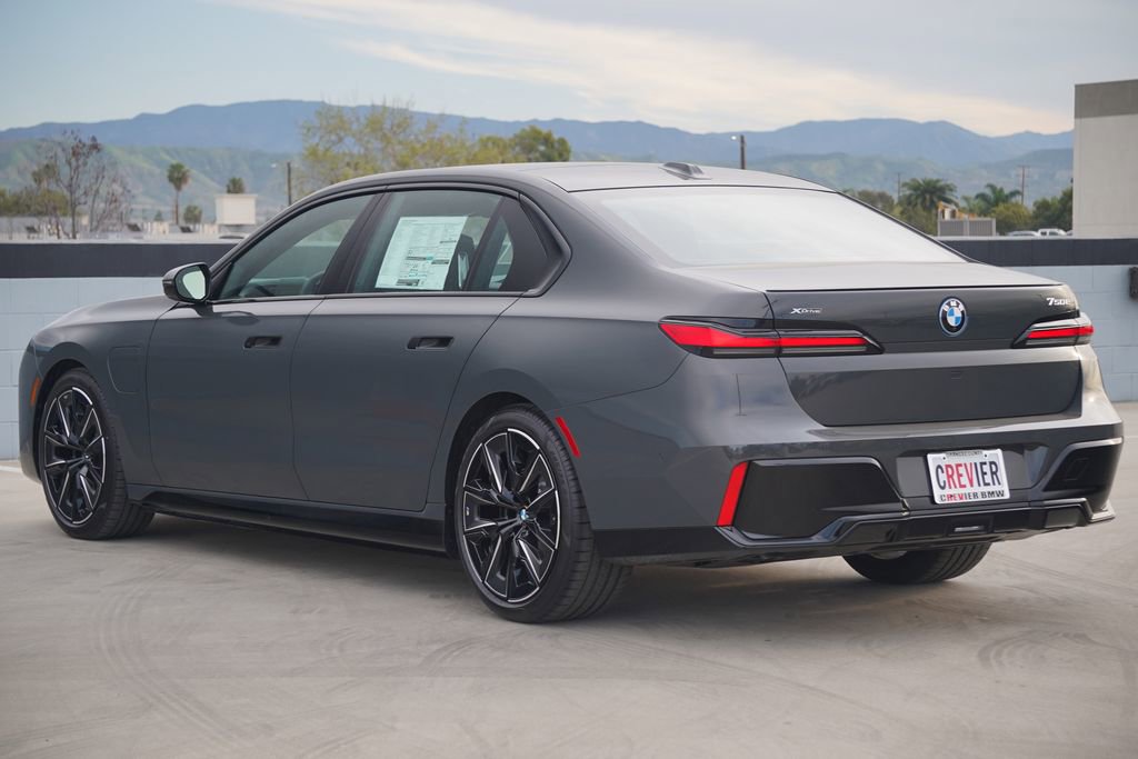 New 2026 BMW 750e xDrive AWD/4WD image 8