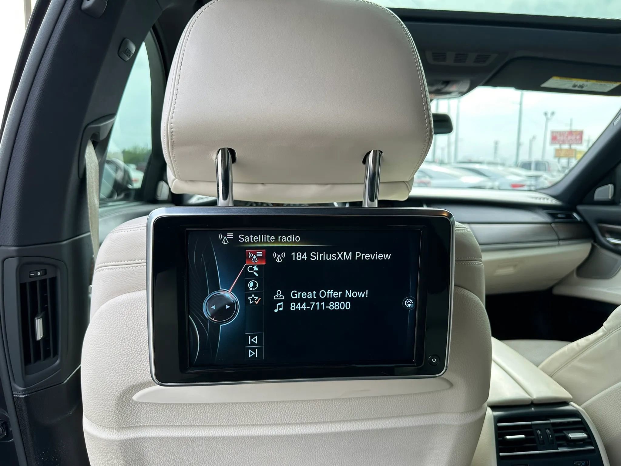 Used 2013 BMW 740i RWD image 30