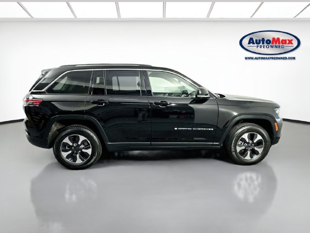 Used 2023 Jeep Grand Cherokee 4WD 4xe w/ Luxury Tech Group II image 10