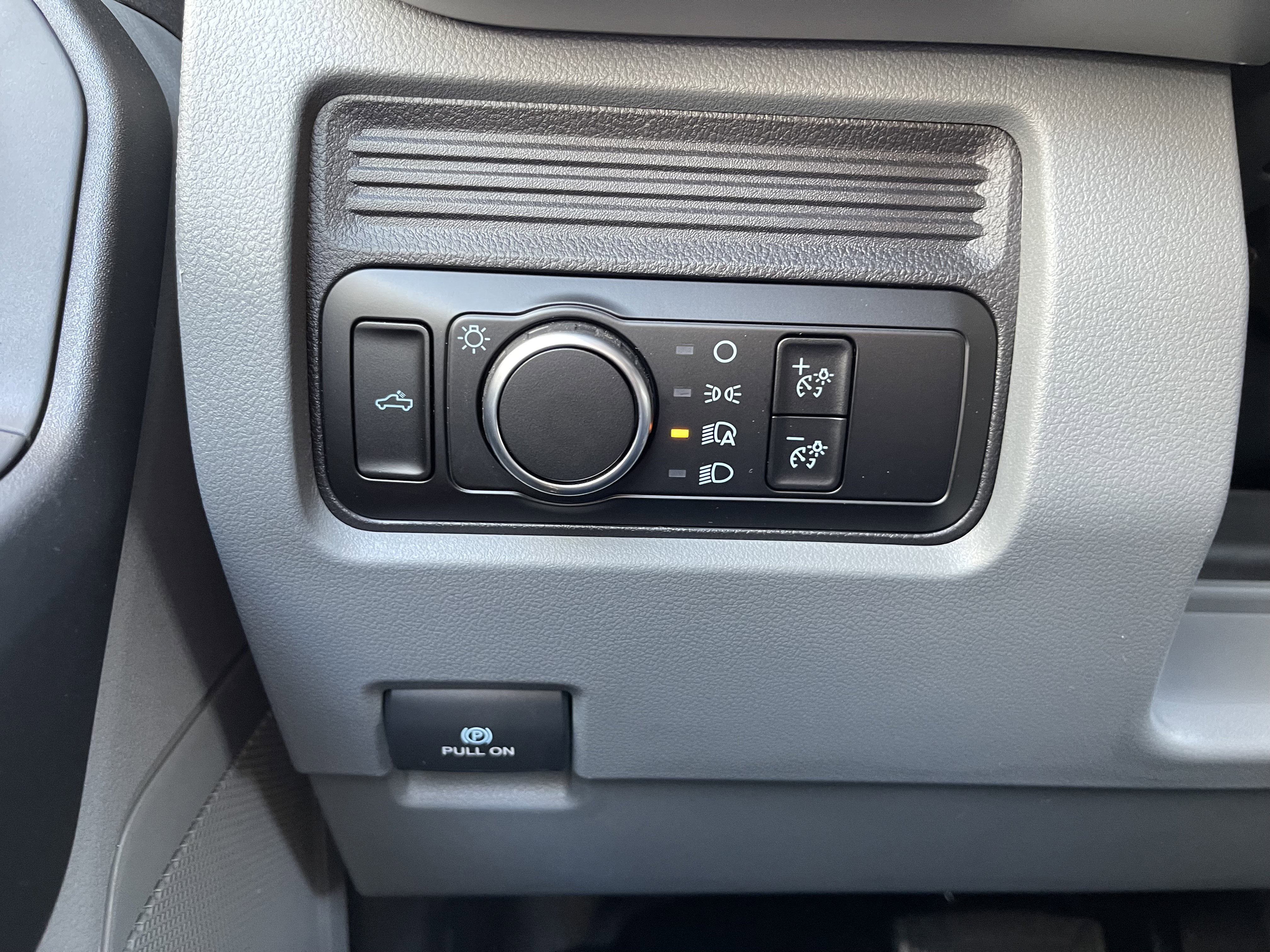 New 2026 Ford F250 XL w/ XL Off-Road Package image 21