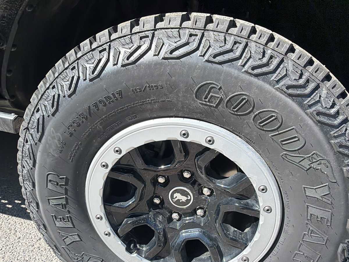 New 2025 Ford Bronco Badlands AWD/4WD image 9