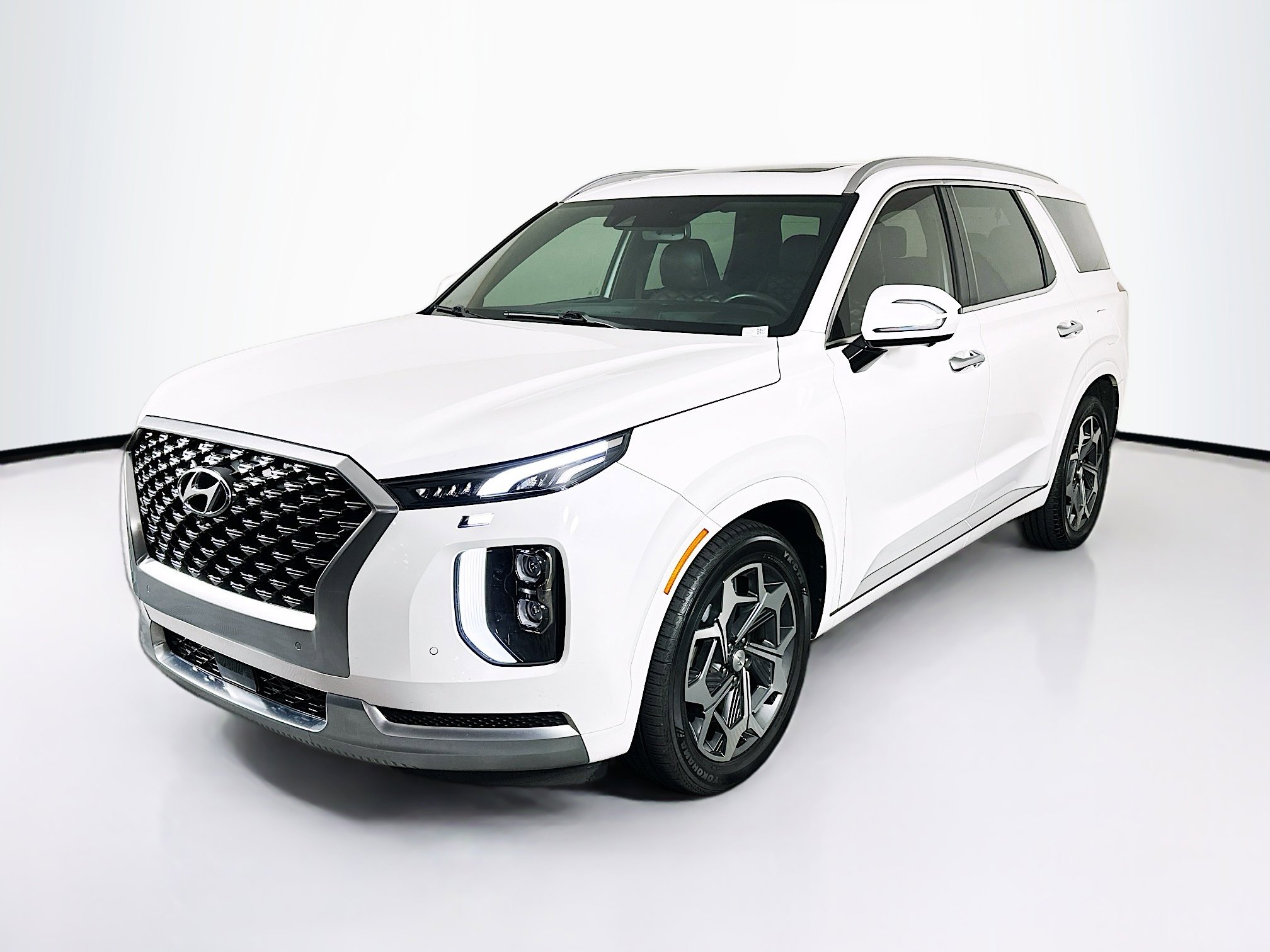 Used 2021 Hyundai Palisade Calligraphy image 3