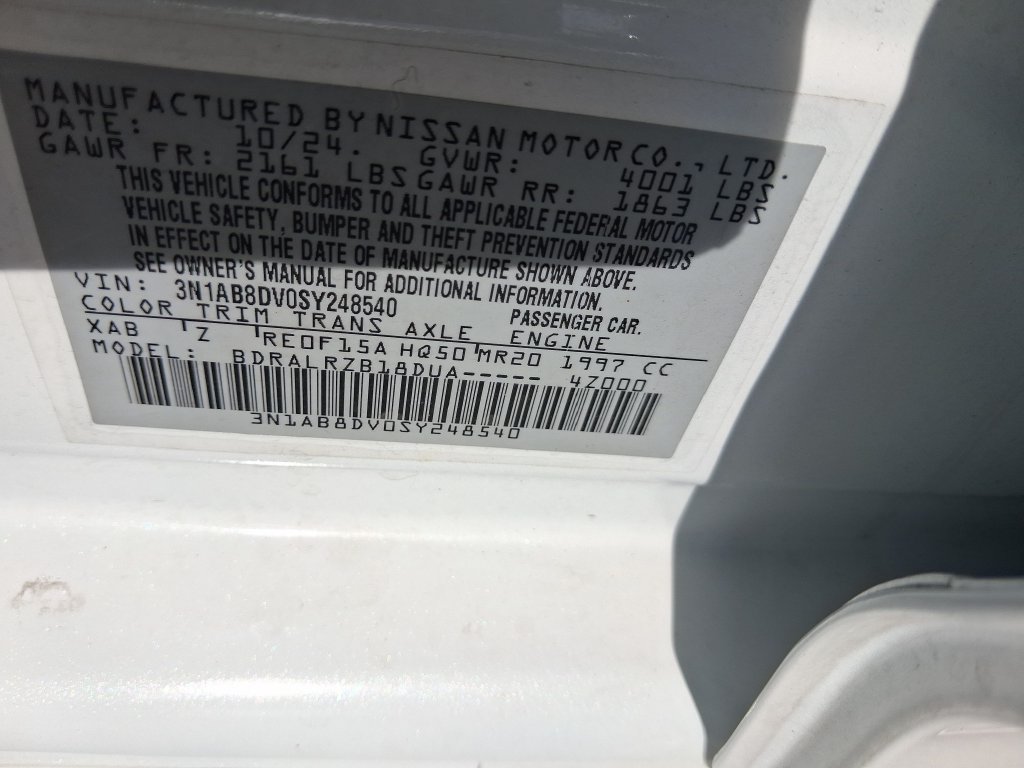 Certified 2025 Nissan Sentra SR FWD image 29