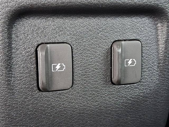 Certified 2024 Nissan Kicks SV FWD image 12