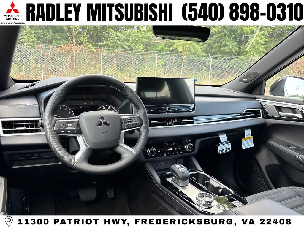 New 2026 Mitsubishi Outlander LE AWD/4WD image 13