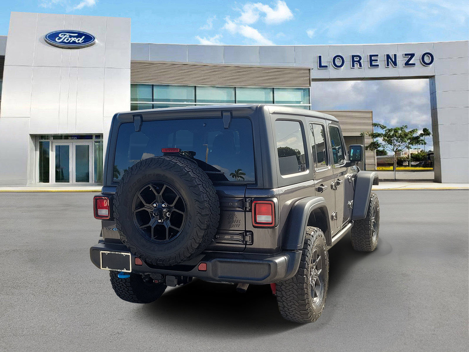 Used 2024 Jeep Wrangler Unlimited AWD/4WD image 5
