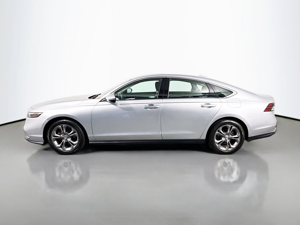 Used 2024 Honda Accord EX image 4