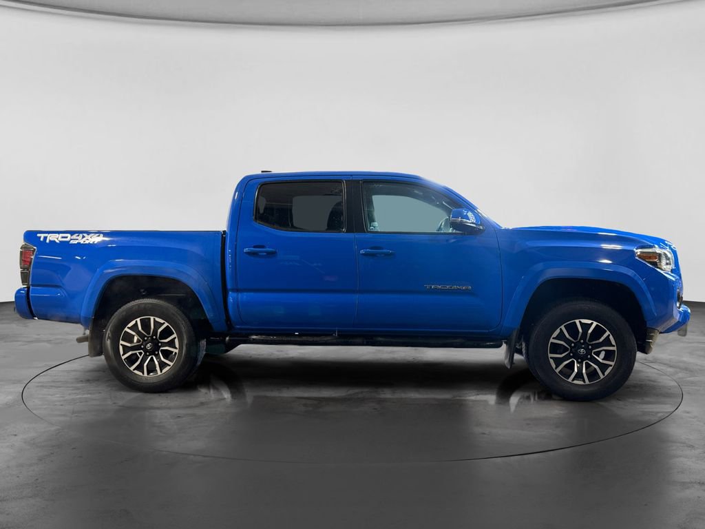 Used 2021 Toyota Tacoma TRD Sport image 2
