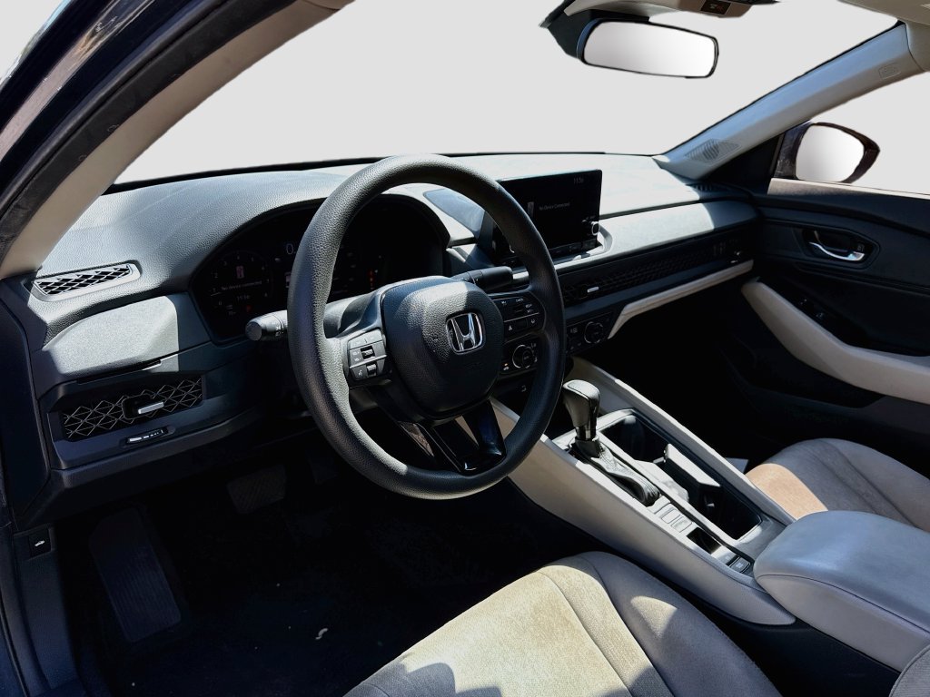 Used 2023 Honda Accord EX image 12
