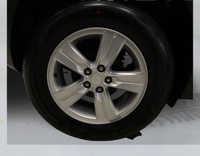 Used 2016 Chevrolet Trax LT w/ LT Convenience Package image 16