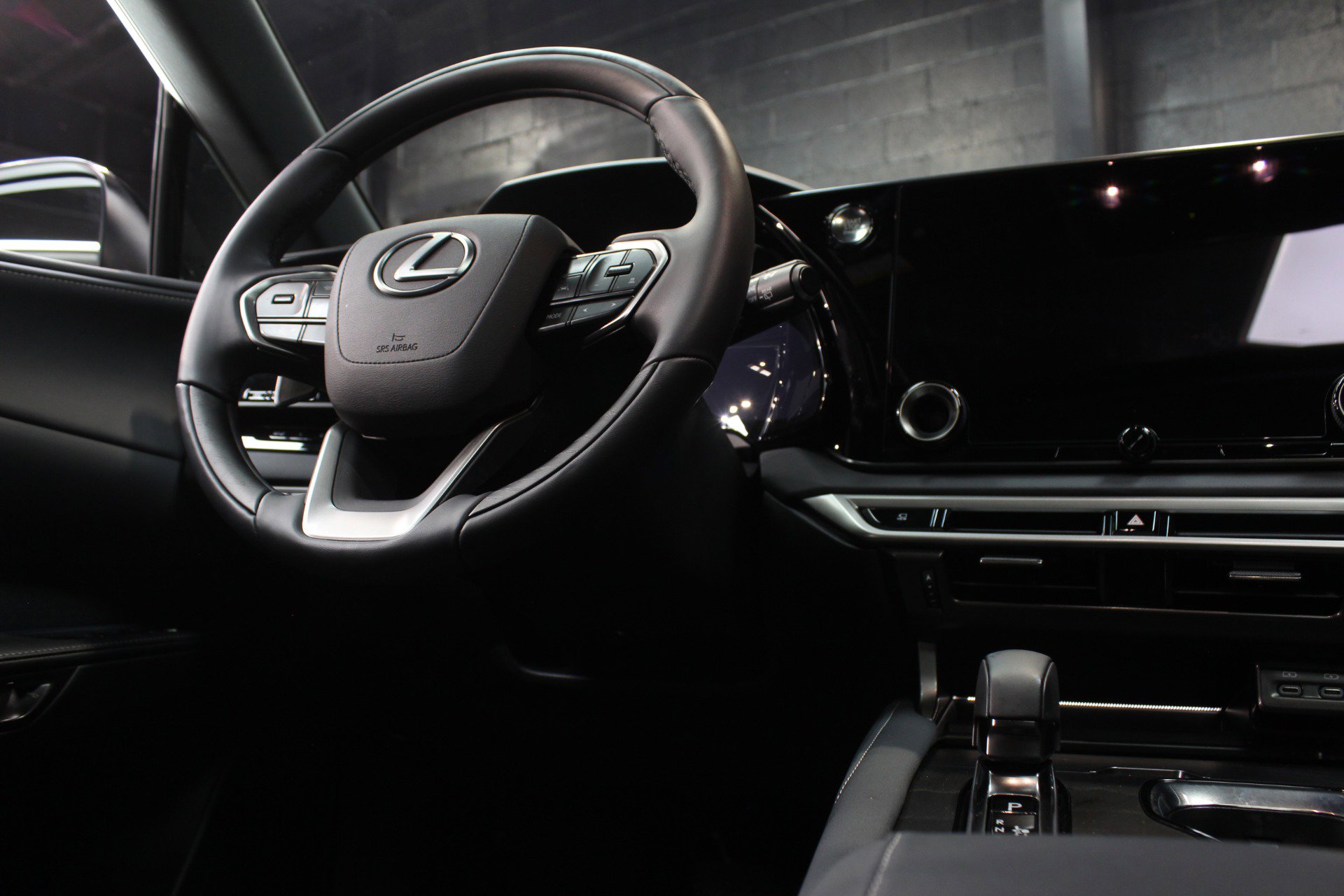 Used 2025 Lexus RX 350 F Sport w/ Convenience Package image 49