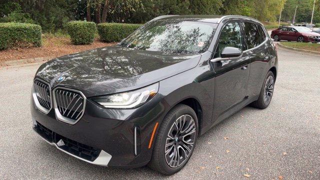 Used 2025 BMW X3 xDrive30i w/ Premium Package AWD/4WD image 1