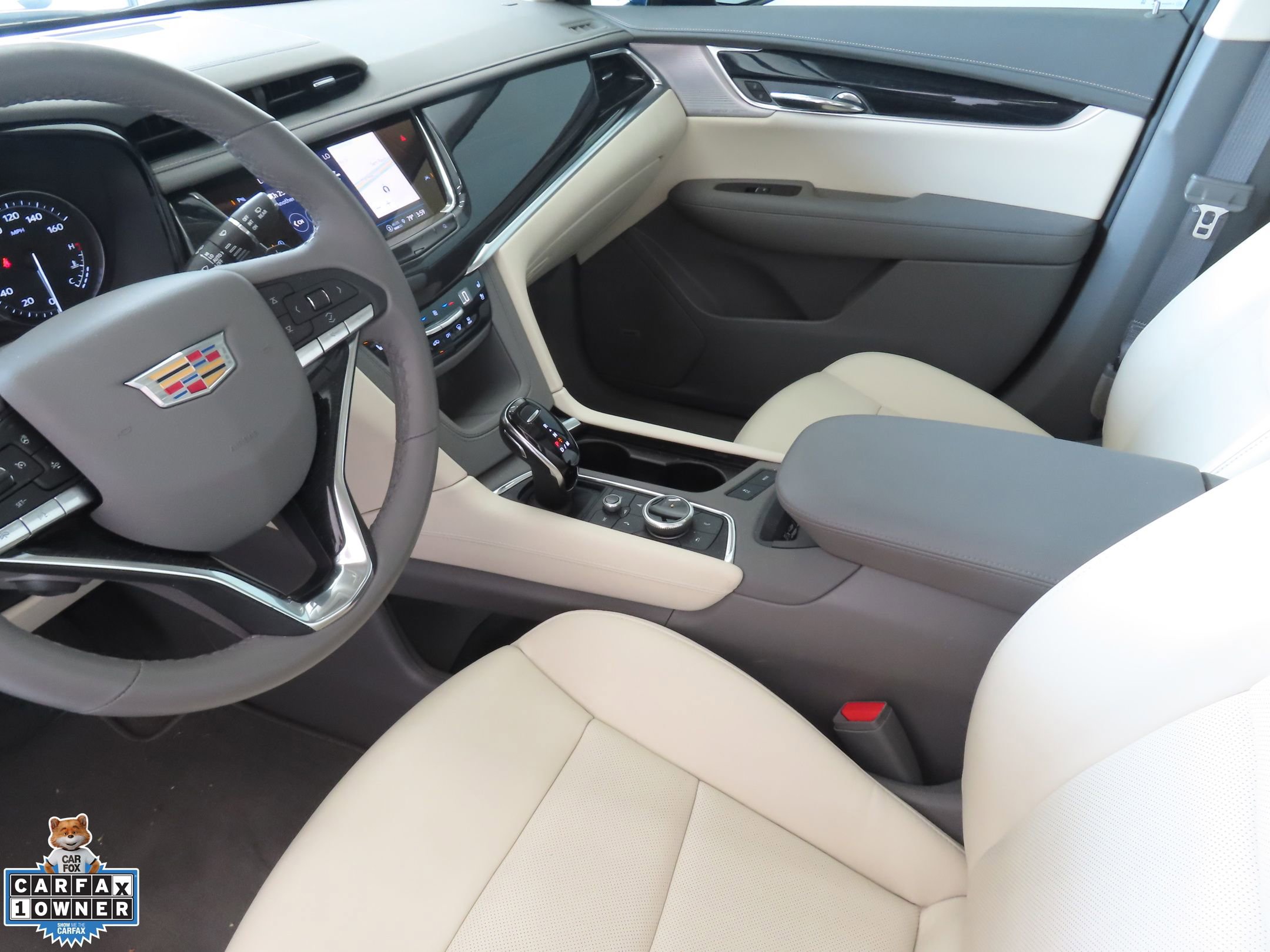 Used 2025 Cadillac XT6 Premium Luxury w/ Technology Package FWD image 22