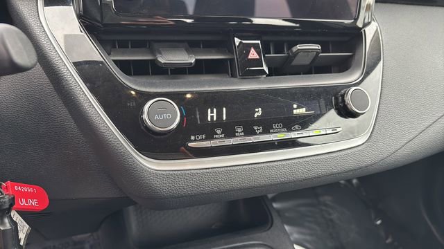 Used 2023 Toyota Corolla LE image 29