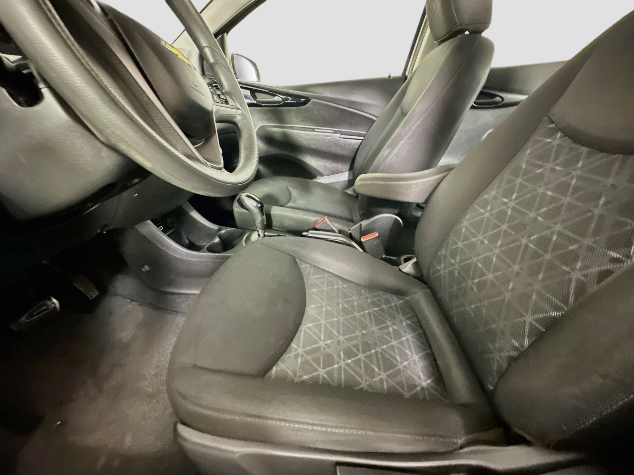 Used 2021 Chevrolet Spark LT FWD image 13