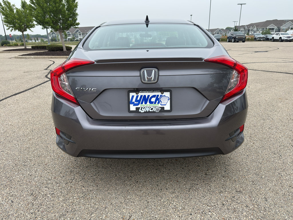 Used 2018 Honda Civic EX-T image 4
