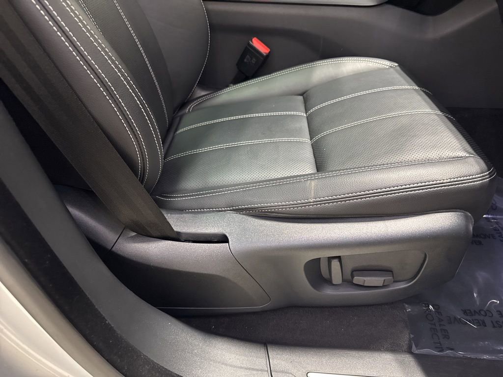 Used 2019 Land Rover Range Rover Velar S image 43