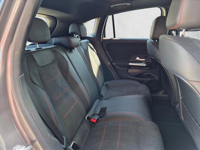 Certified 2023 Mercedes-Benz GLA 250 image 17