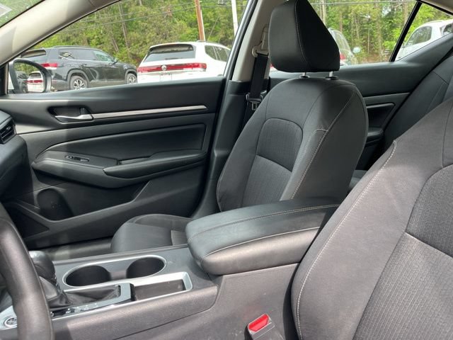 Used 2022 Nissan Altima 2.5 SV FWD image 10