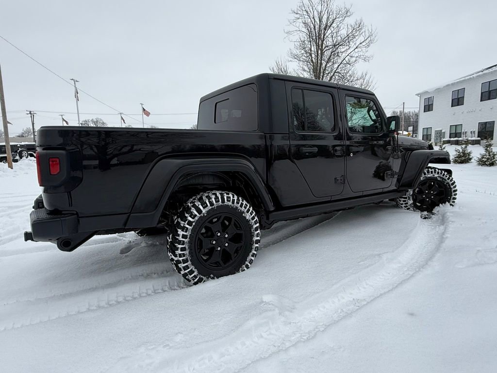Used 2022 Jeep Gladiator Willys image 3