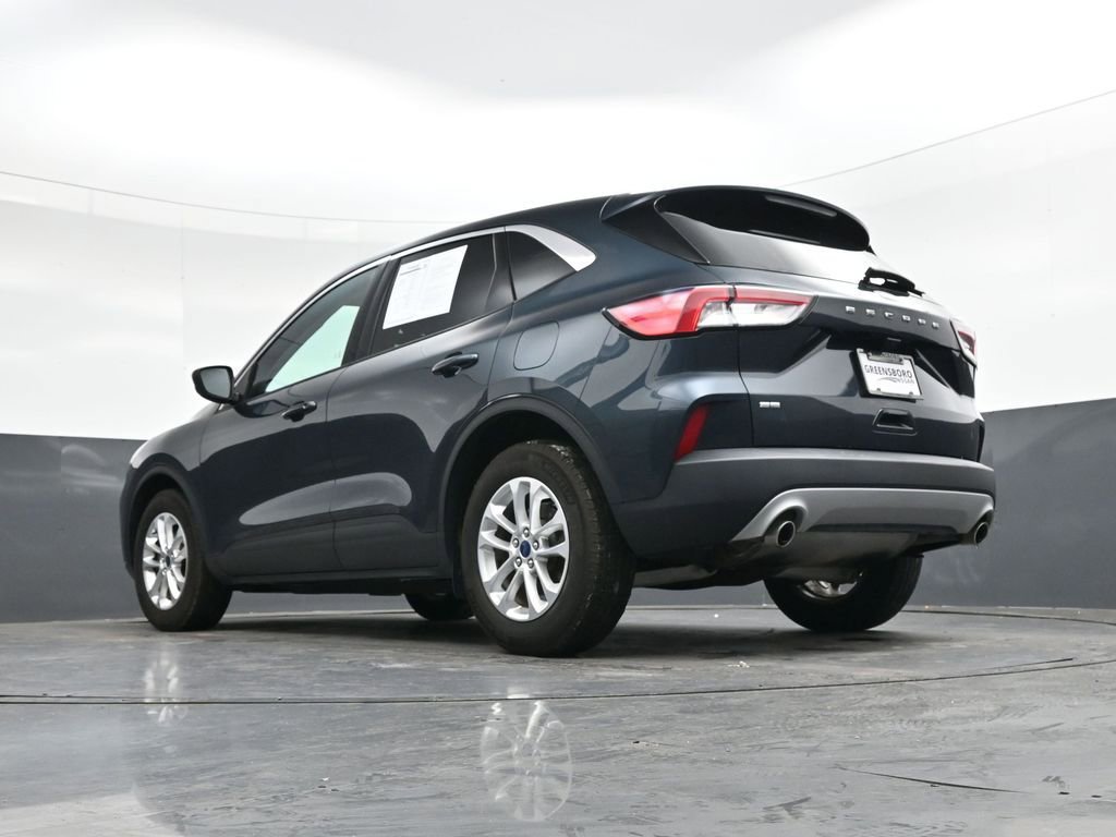 Used 2022 Ford Escape SE w/ Cold Weather Package image 29