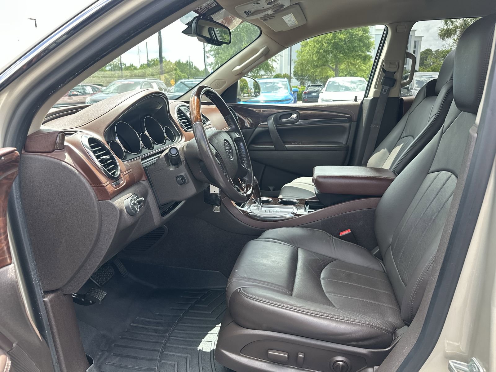 Used 2014 Buick Enclave Premium w/ Trailering Provision Package FWD image 16