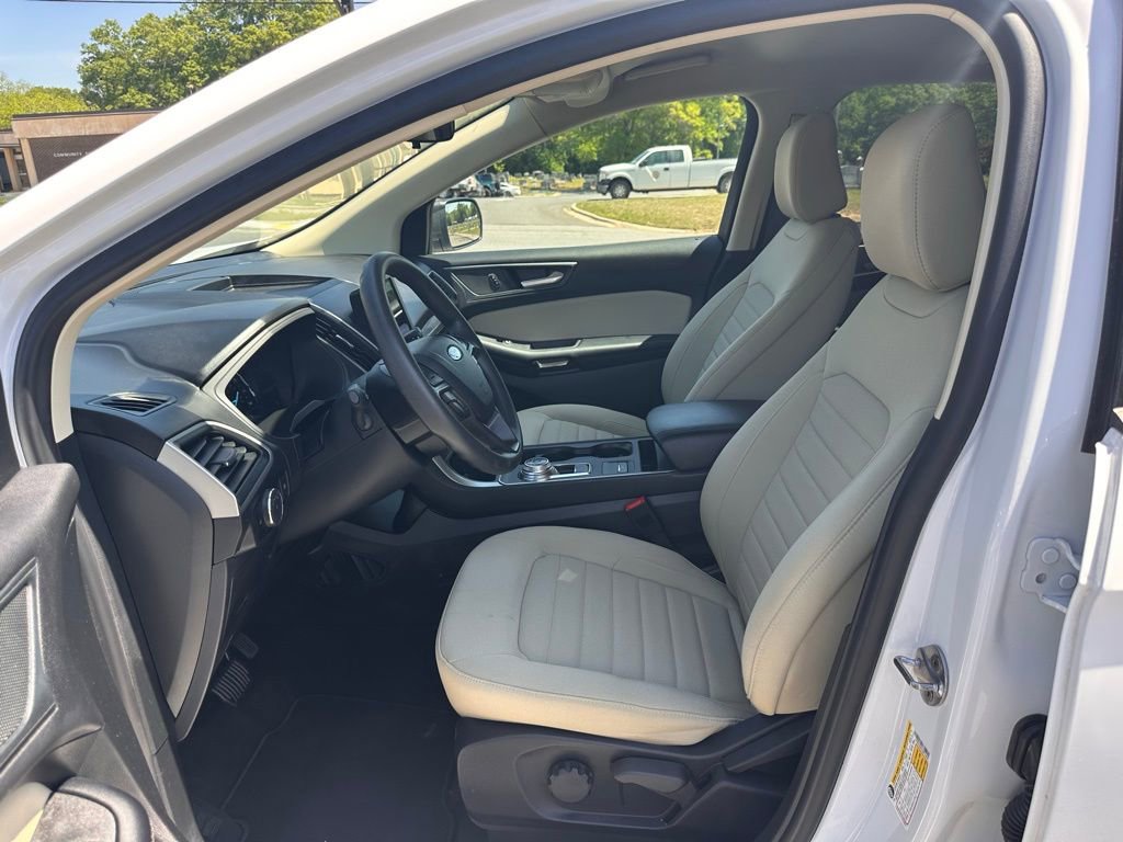 Used 2024 Ford Edge SE AWD/4WD image 11