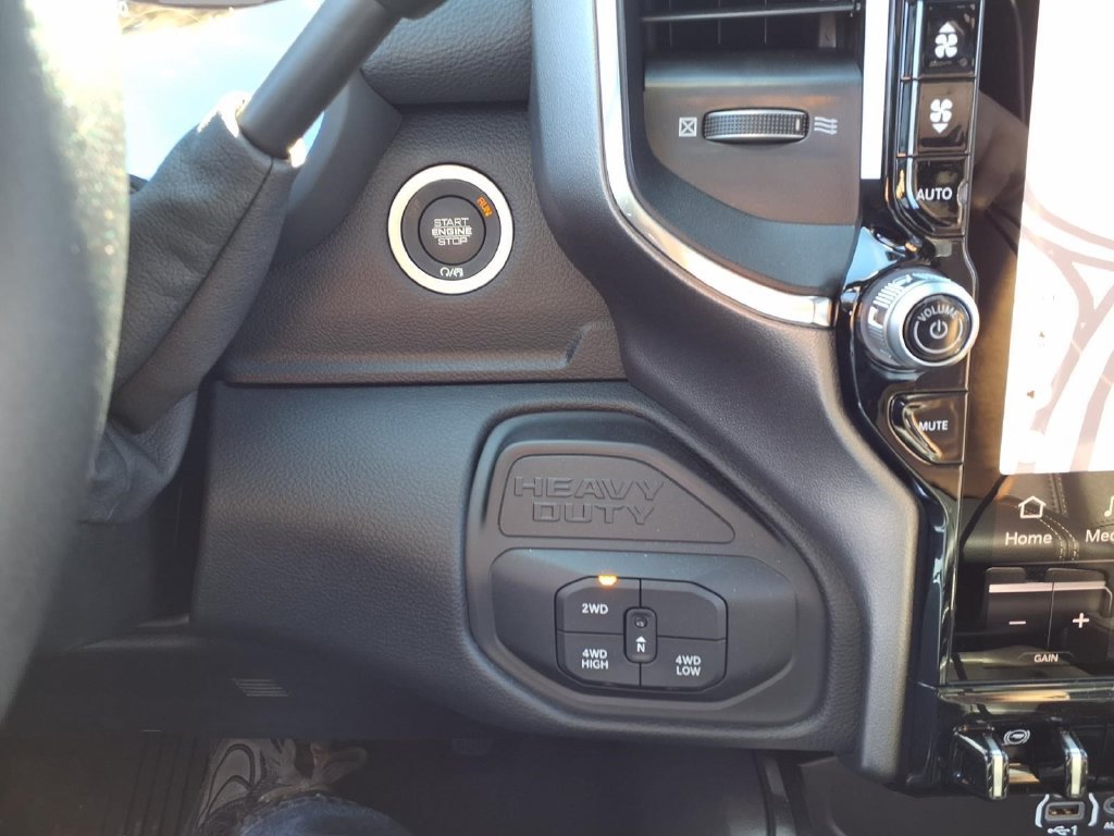 New 2027 RAM 3500 Laramie AWD/4WD image 8