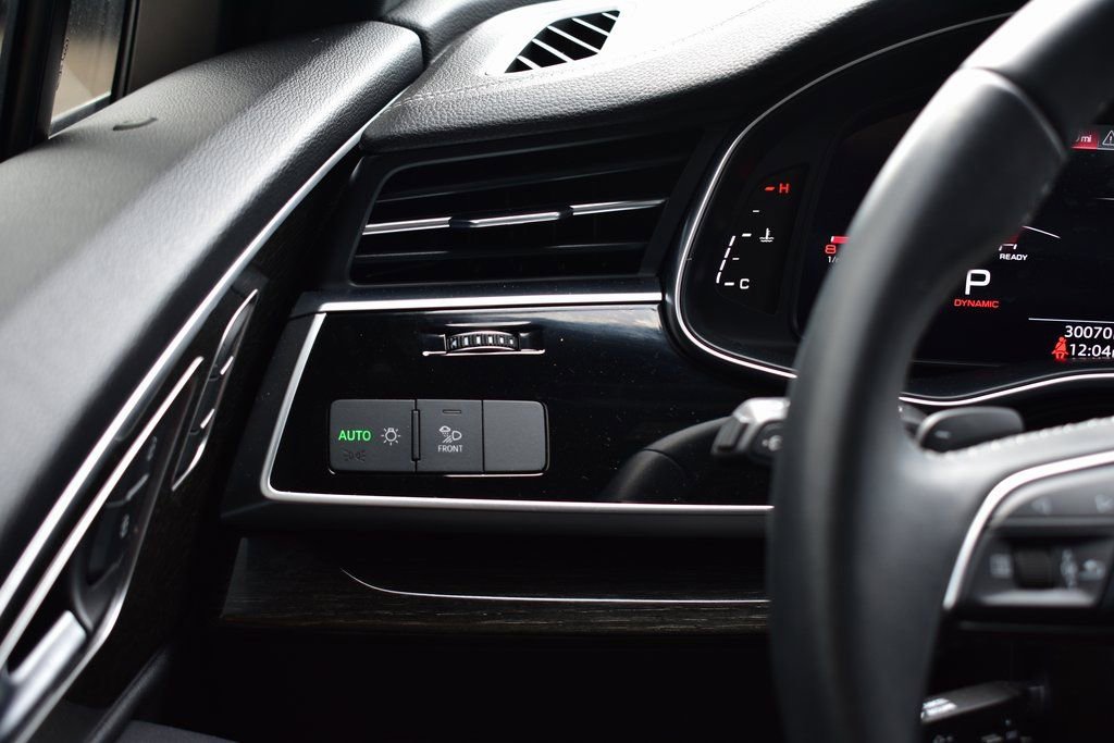 Used 2025 Audi Q7 3.0T Premium Plus image 42