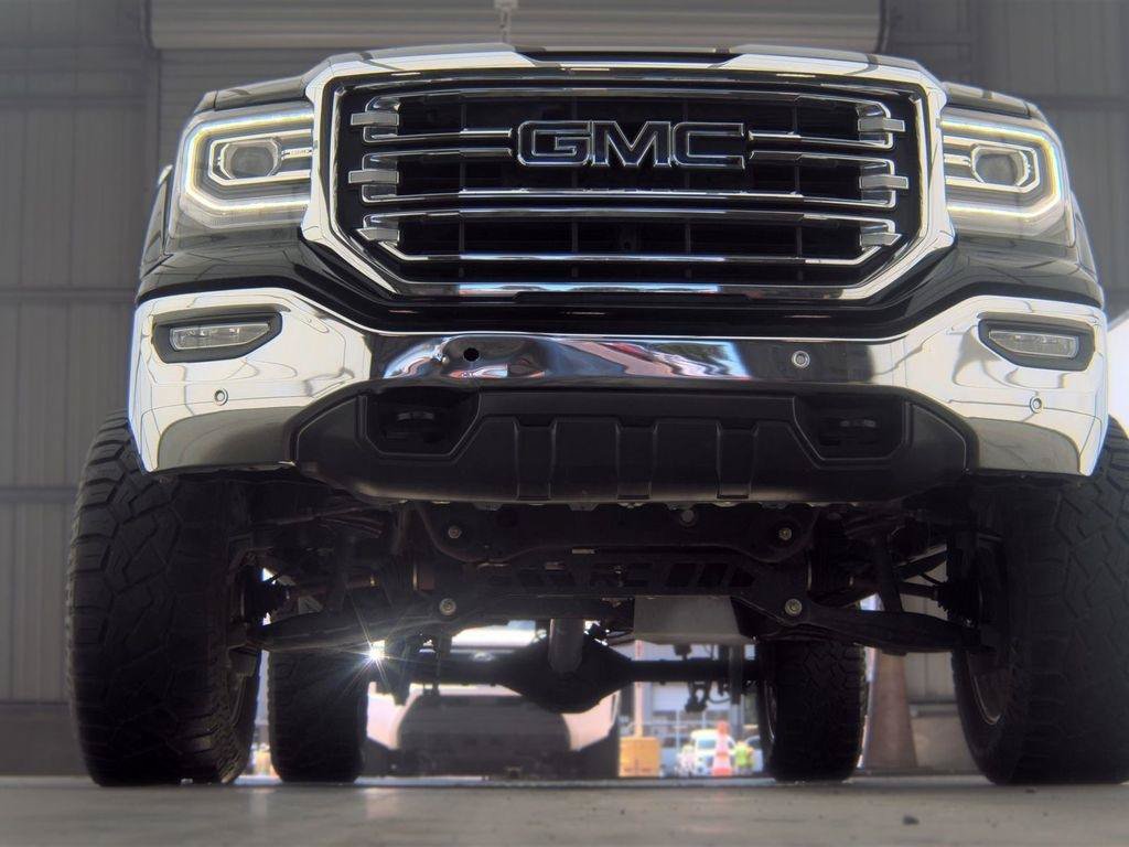 Used 2018 GMC Sierra 1500 SLT AWD/4WD image 3