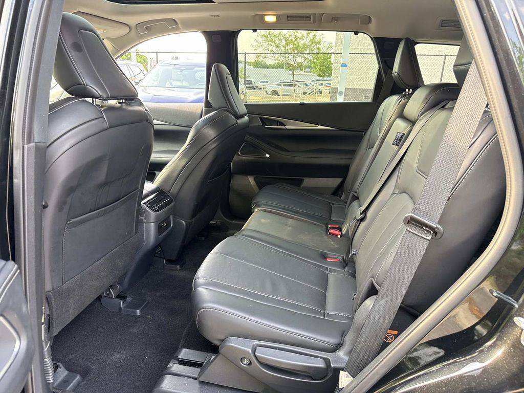 Used 2025 INFINITI QX60 Luxe w/ Vision Package AWD/4WD image 33