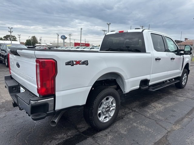 New 2026 Ford F350 XLT w/ Snow Plow/Camper Package image 7