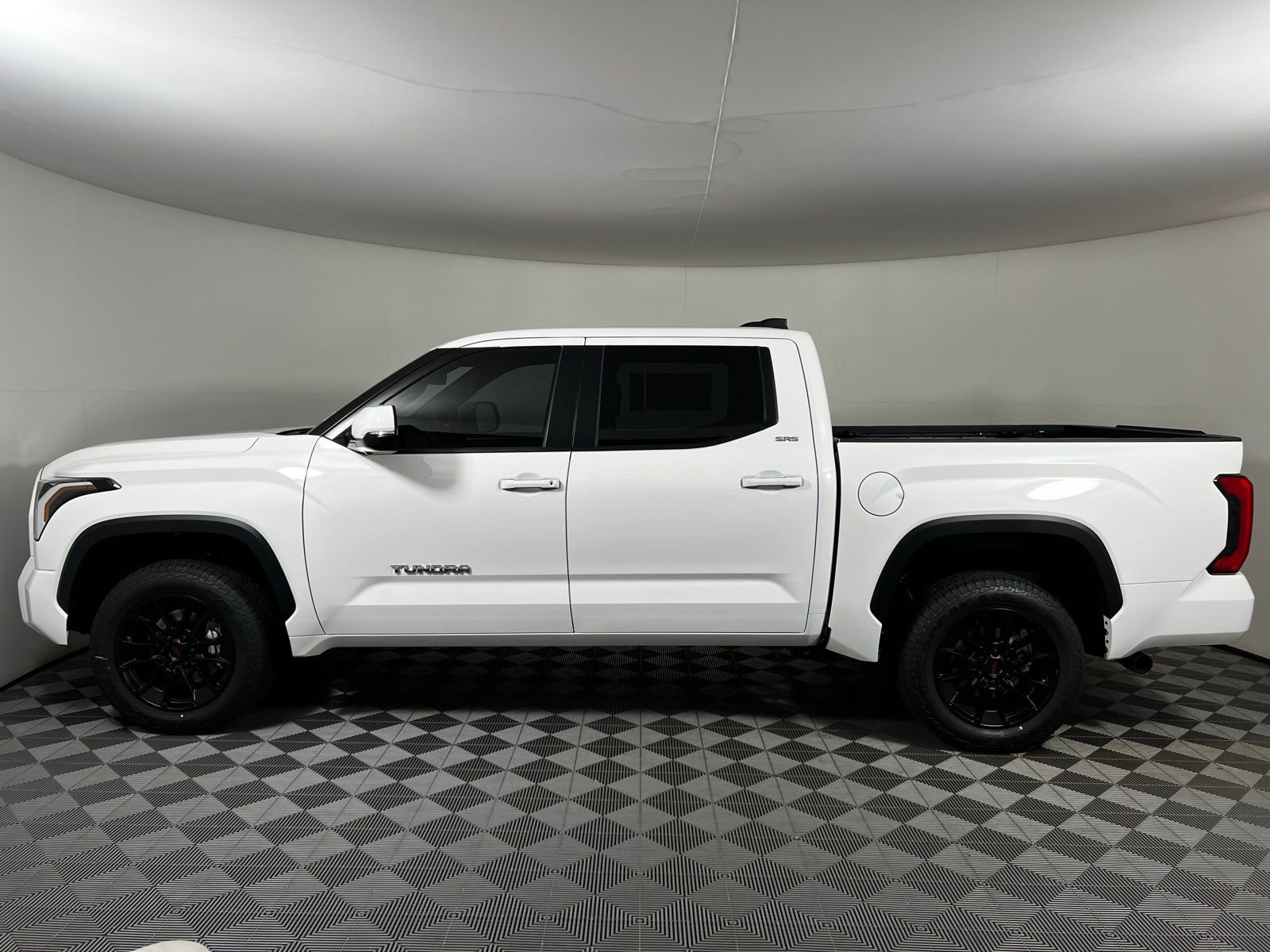New 2026 Toyota Tundra SR5 image 13