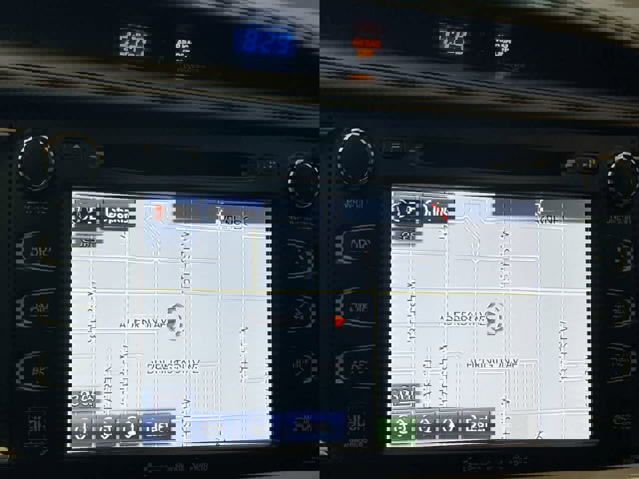 Used 2017 Toyota Highlander Limited image 18