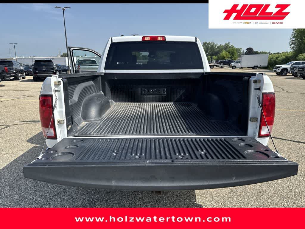 Used 2023 RAM 1500 Classic SLT AWD/4WD image 5