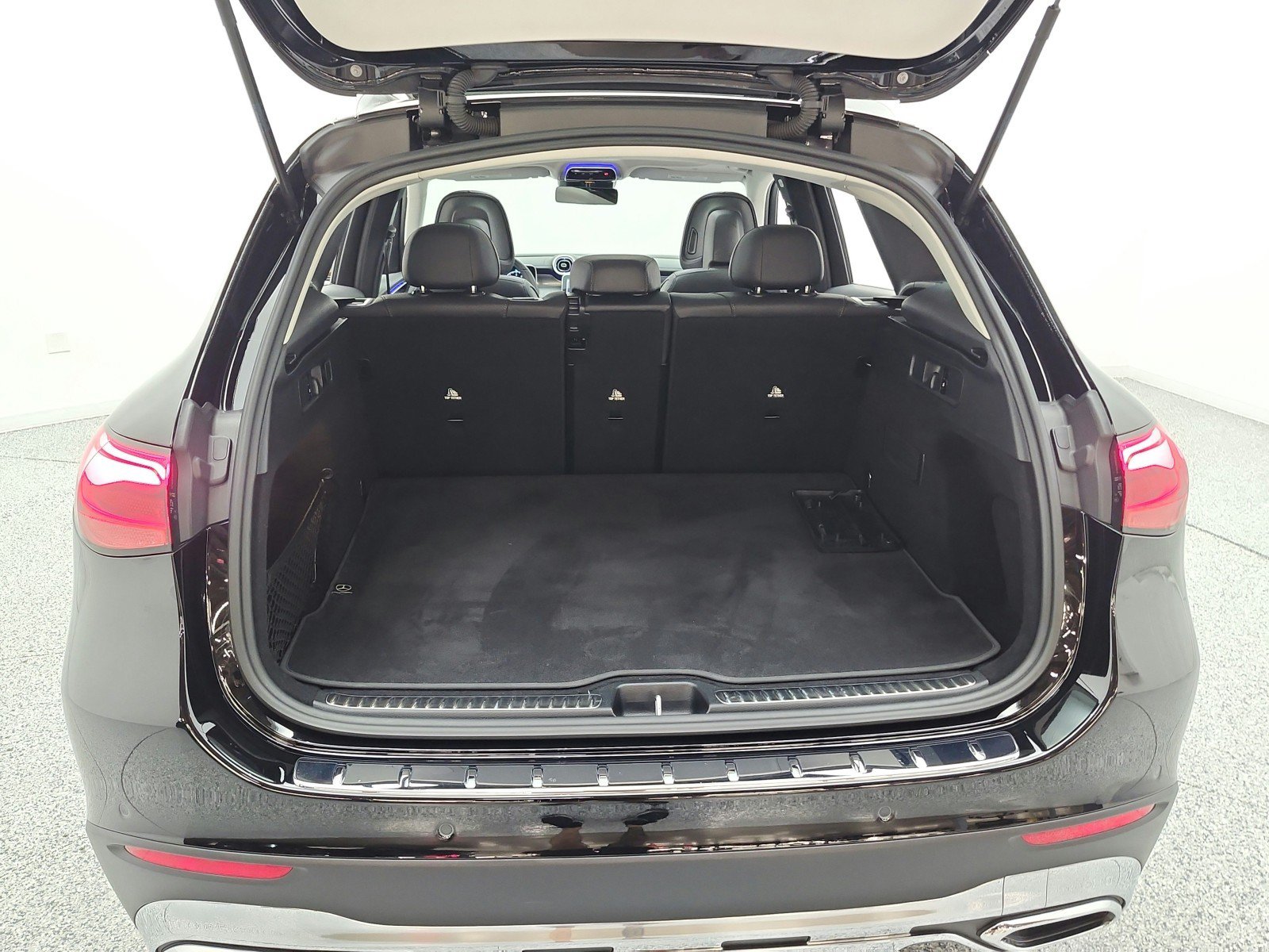 Used 2023 Mercedes-Benz GLC 300 4MATIC image 21