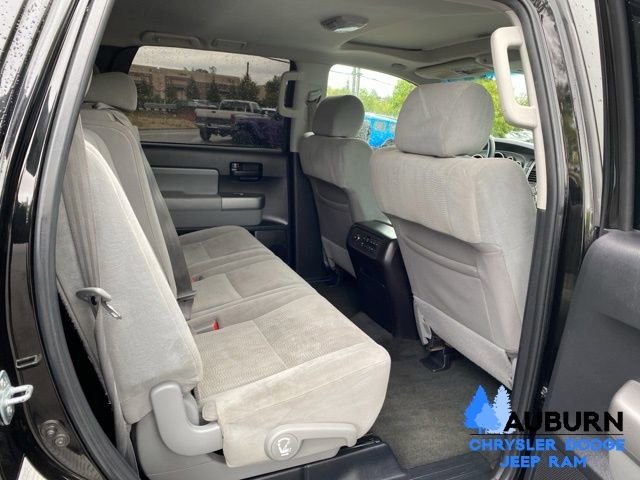 Used 2016 Toyota Sequoia SR5 image 18